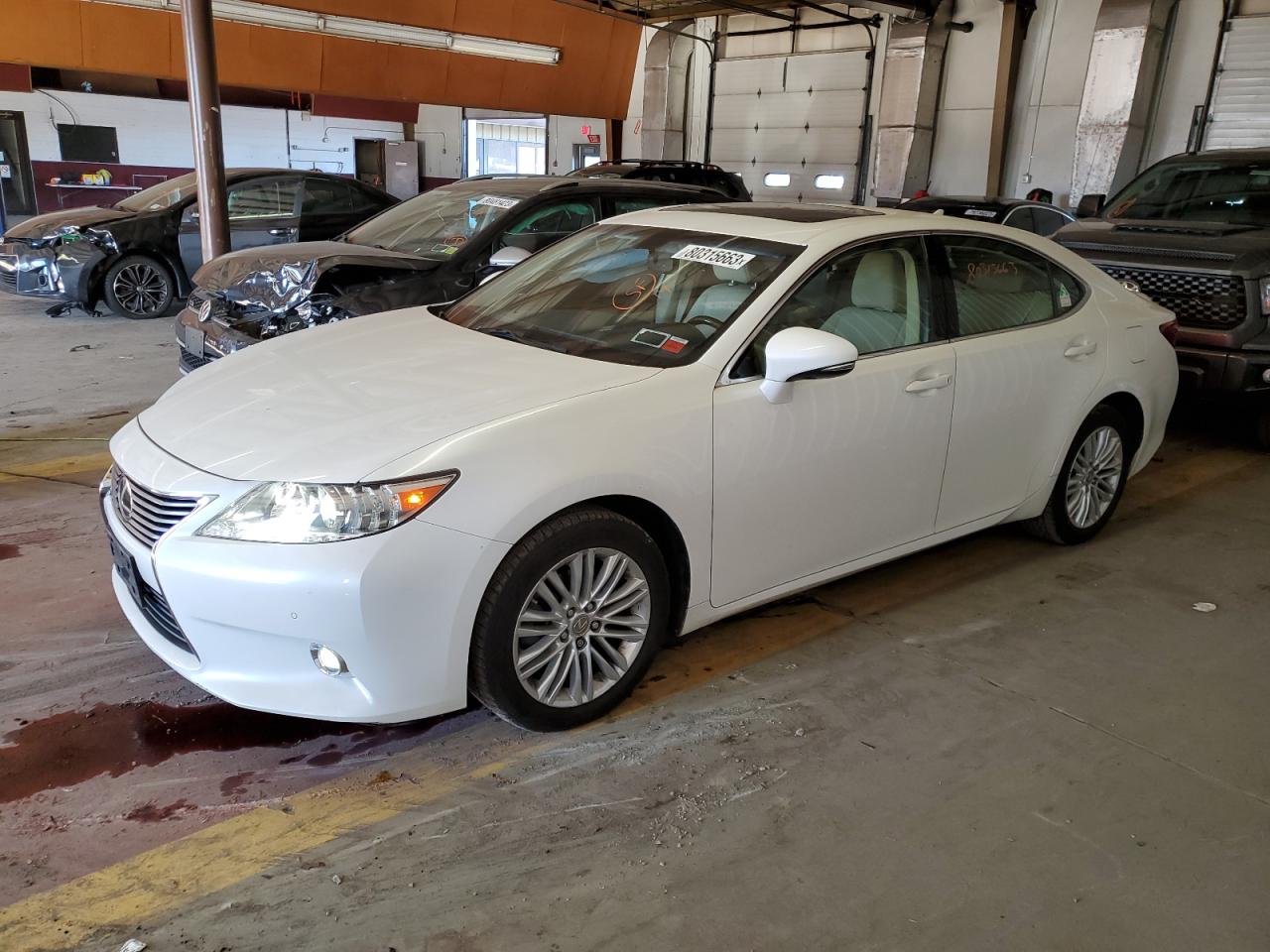 Image 1 of 2014 LEXUS ES 350 2014 with VIN JTHBK1GG8E2122417