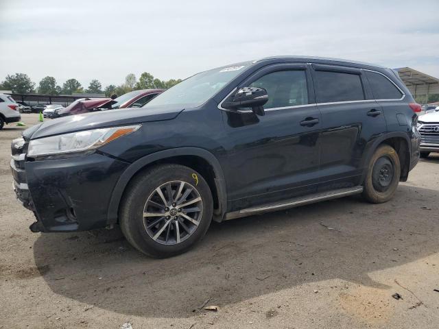 Image 1 of 2017 TOYOTA HIGHLANDER SE 2017 with VIN 5TDKZRFH3HS514689