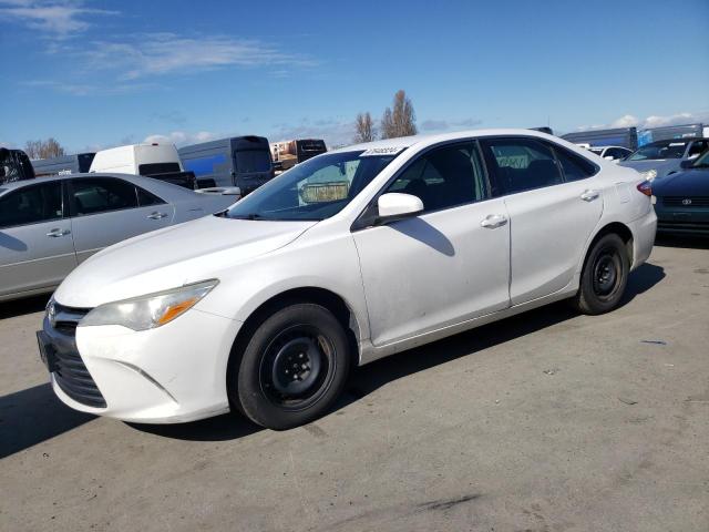 Obraz 1 z 2015 TOYOTA CAMRY LE 2015 z VIN 4T1BF1FK7FU026890