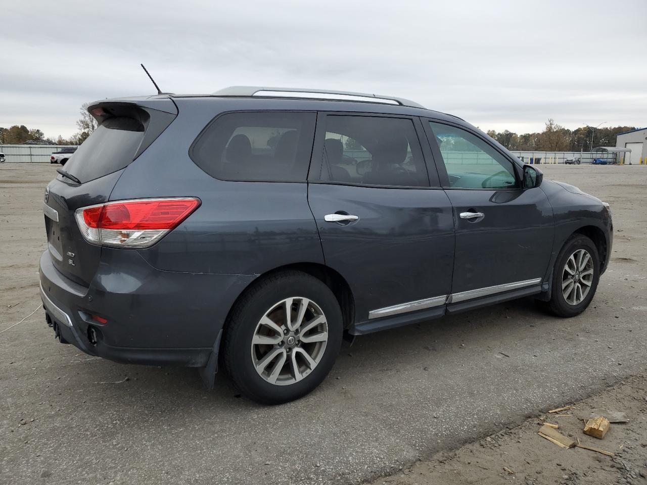 Obraz 3 z 2014 NISSAN PATHFINDER S 2014 z VIN 5N1AR2MM1EC604161