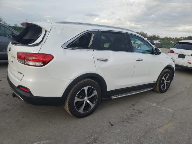 Image 3 of 2016 KIA SORENTO EX 2016 with VIN 5XYPHDA15GG025521