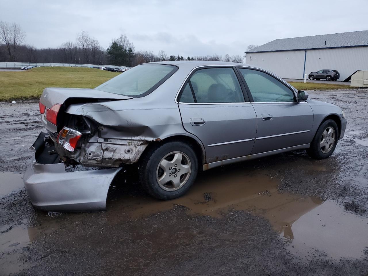 Image 3 of 2000 HONDA ACCORD EX 2000 with VIN 1HGCG1657YA021114