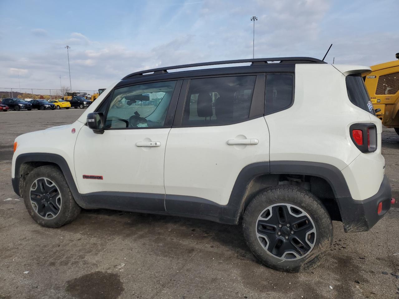 Obraz 2 z 2016 JEEP RENEGADE TRAILHAWK 2016 z VIN ZACCJBCT9GPE01112