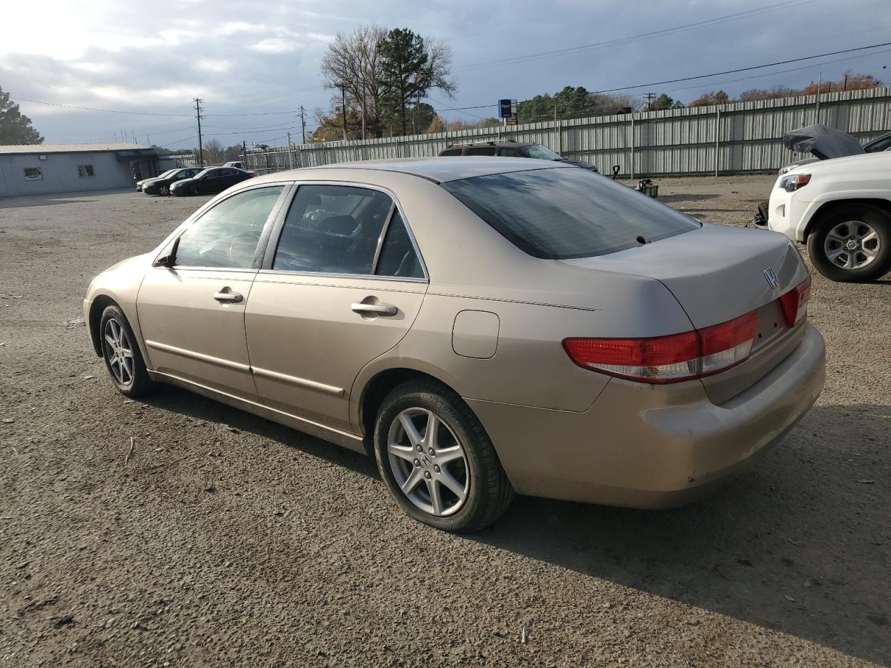 Image 2 of 2003 HONDA ACCORD EX 2003 with VIN 1HGCM665X3A071455