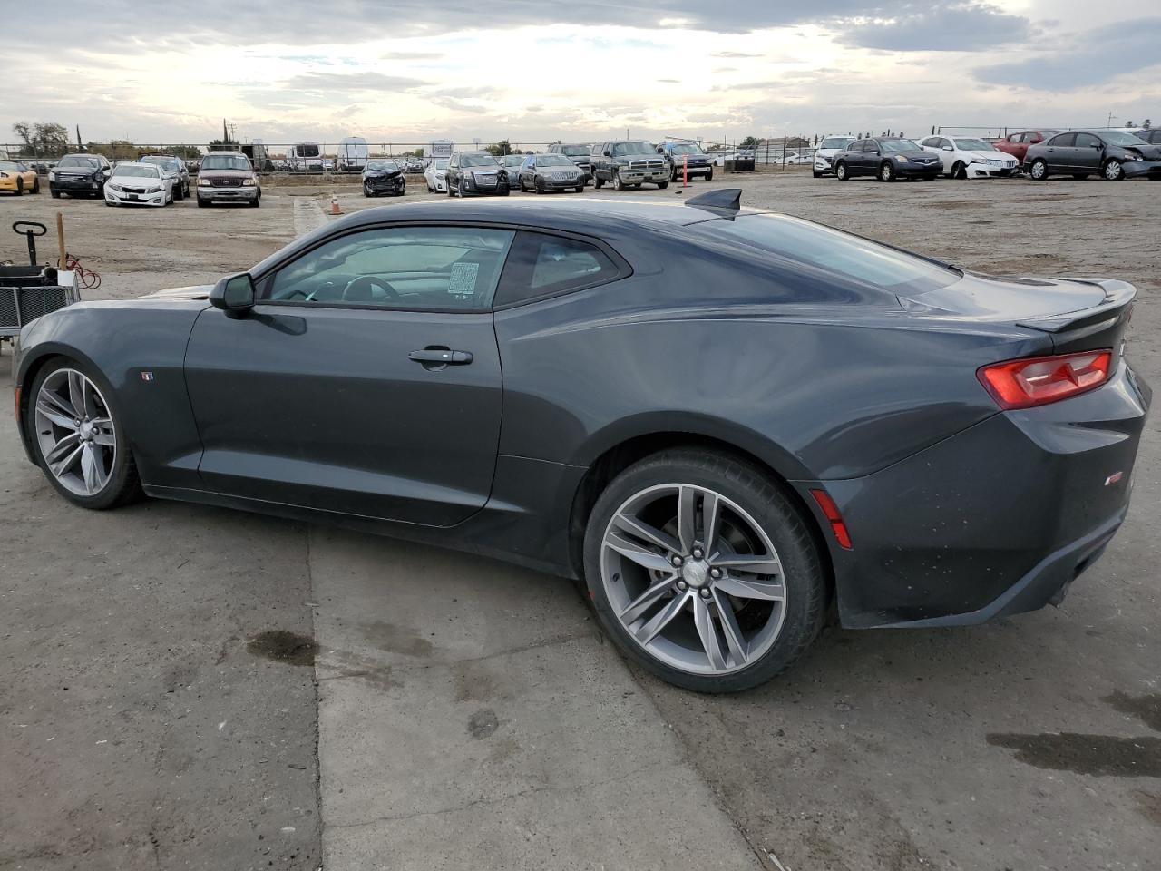 Obraz 2 z 2017 CHEVROLET CAMARO LT 2017 z VIN 1G1FD1RX5H0164904
