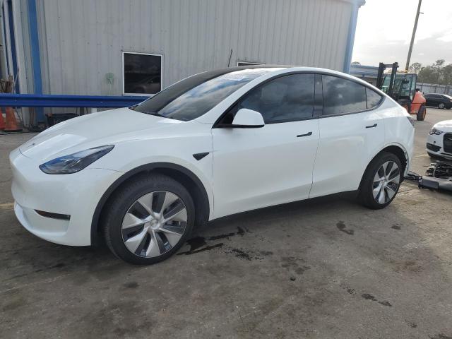 Изображение 1 2022 TESLA MODEL Y  2022 с VIN 7SAYGAEE5NF547463