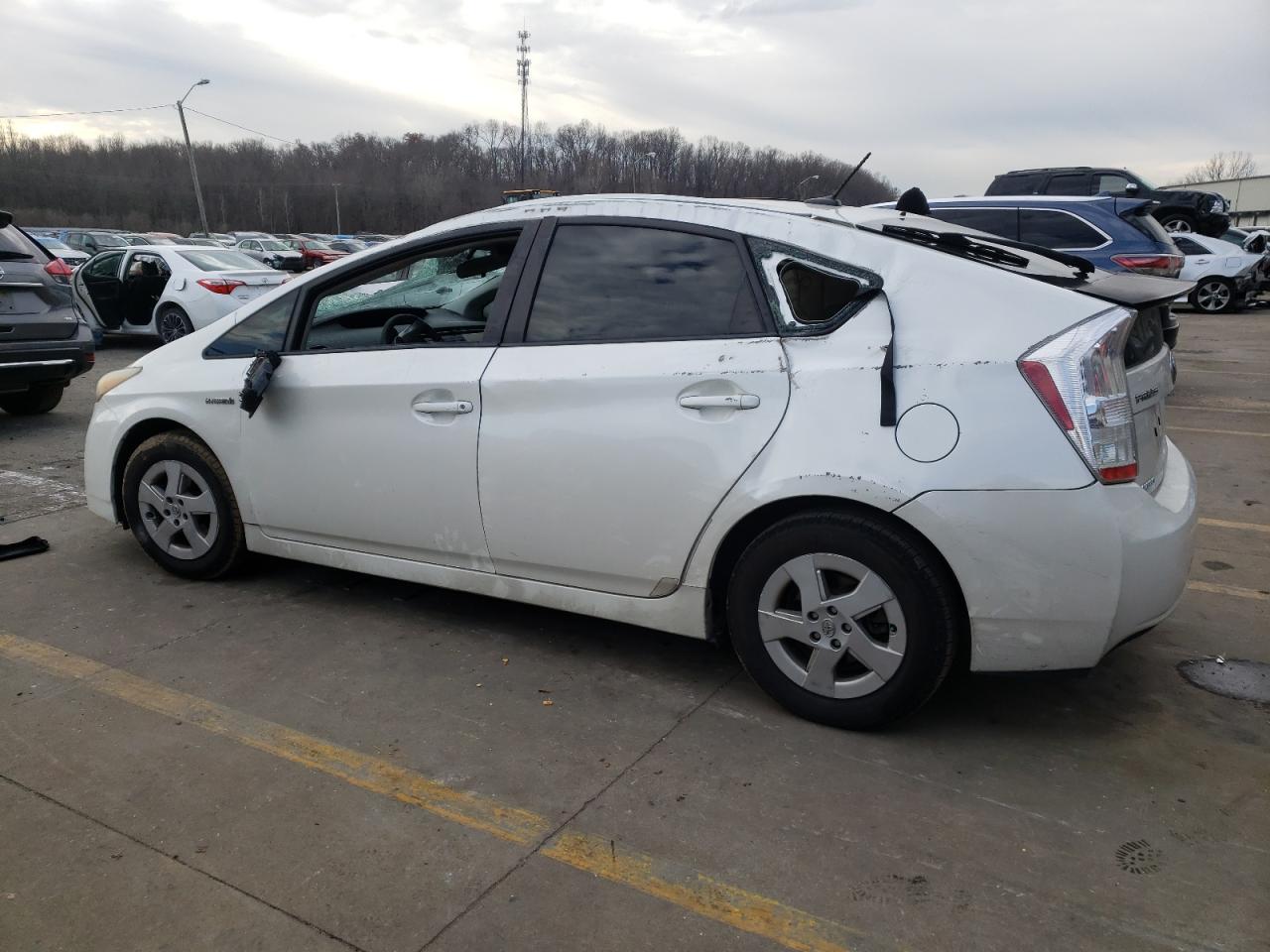 Изображение 2 2011 TOYOTA PRIUS  2011 с VIN JTDKN3DU1B5369612