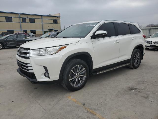 Изображение 1 2019 TOYOTA HIGHLANDER SE 2019 с VIN 5TDKZRFH1KS571531
