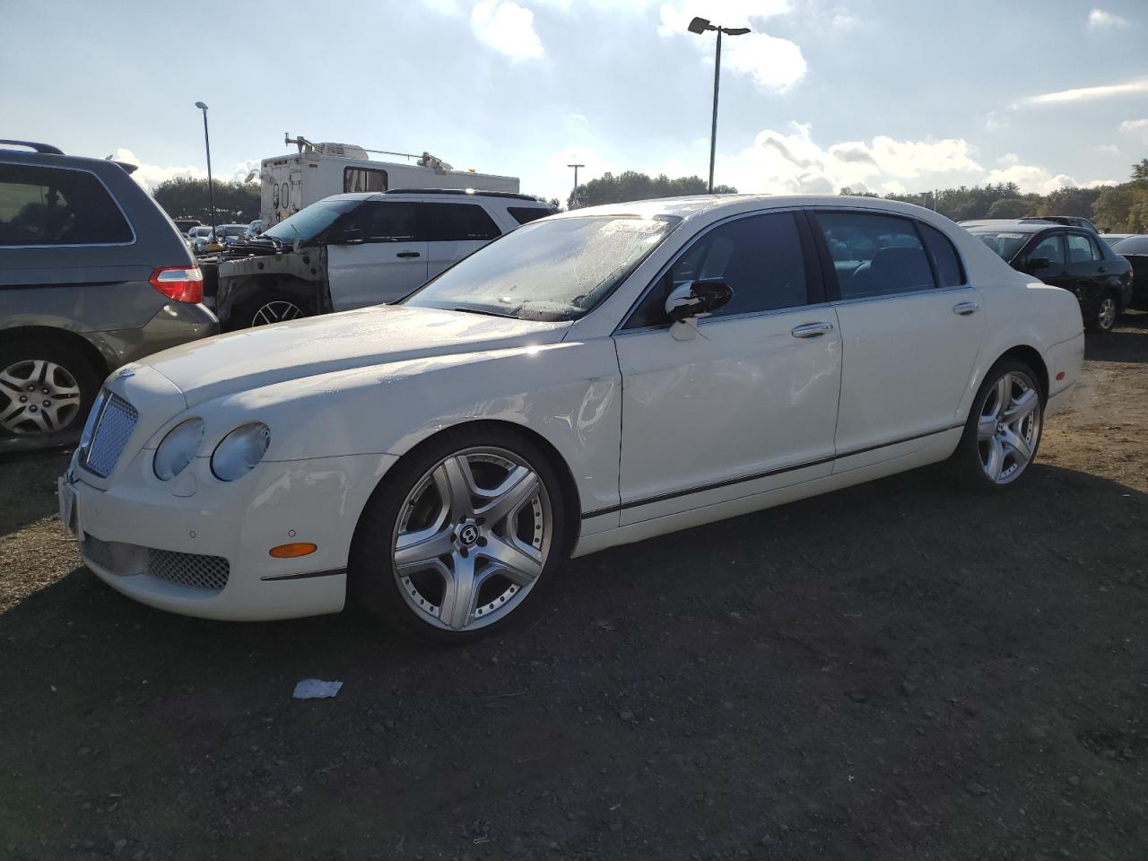 Image 1 of 2006 BENTLEY CONTINENTAL FLYING SPUR 2006 with VIN SCBBR53W96C034993