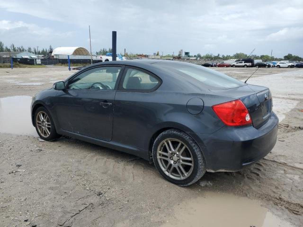Obraz 2 z 2006 TOYOTA SCION TC 2006 z VIN JTKDE177860070181