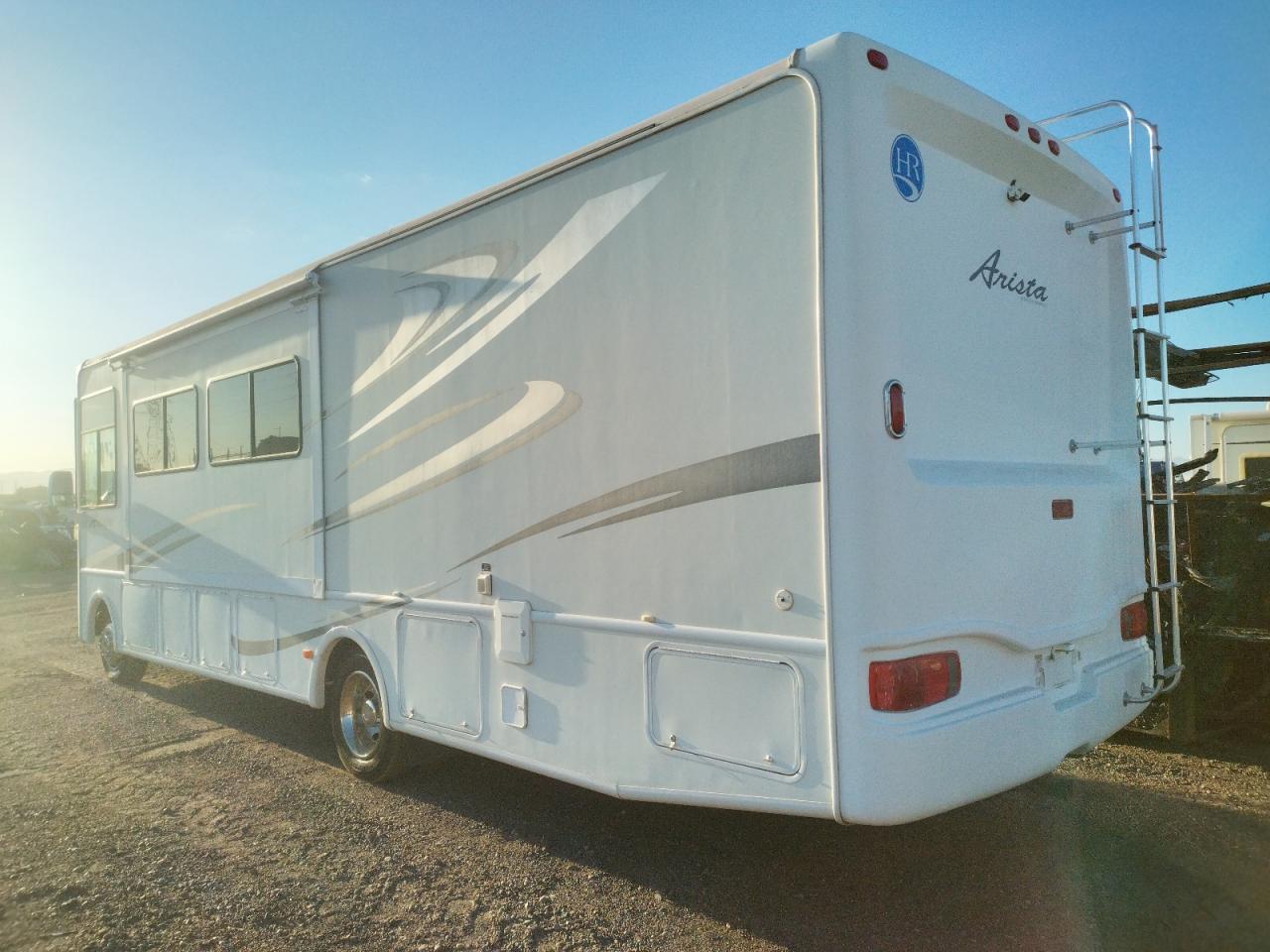 Image 3 of 2008 WORKHORSE CUSTOM CHASSIS MOTORHOME CHASSIS W1 2008 with VIN 5B4LPE7G173423497