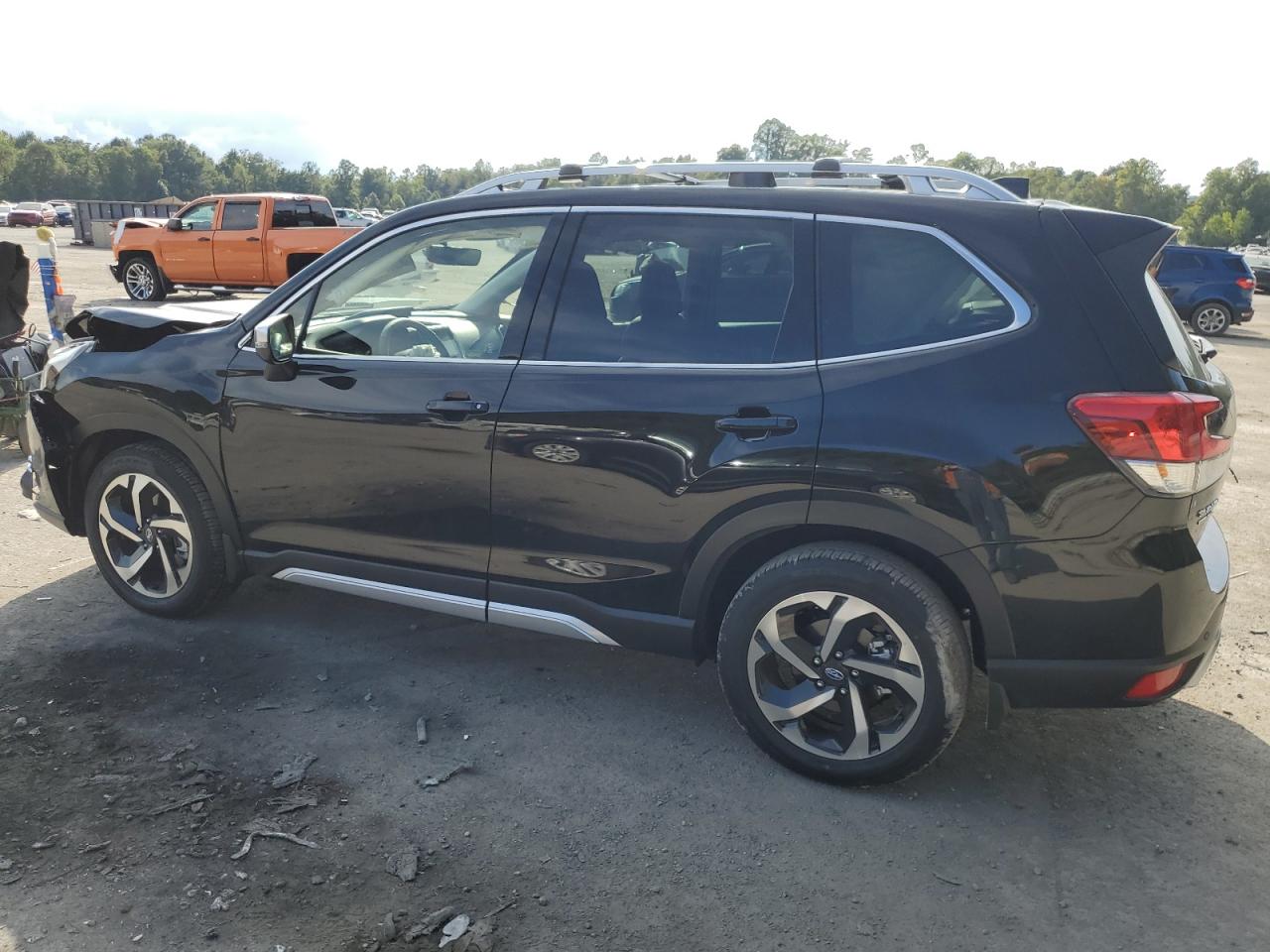 Obraz 2 z 2023 SUBARU FORESTER TOURING 2023 z VIN JF2SKARC3PH505503