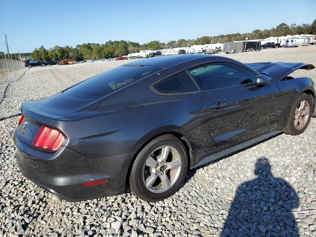 Image 3 of 2016 FORD MUSTANG  2016 with VIN 1FA6P8AM4G5302884
