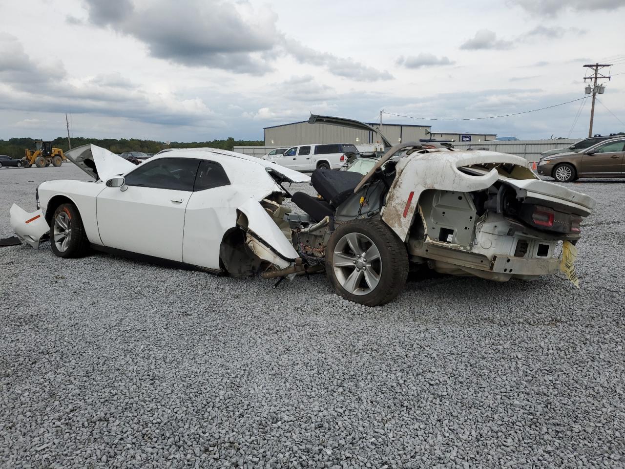Obraz 2 z 2019 DODGE CHALLENGER SXT 2019 z VIN 2C3CDZAG6KH750491