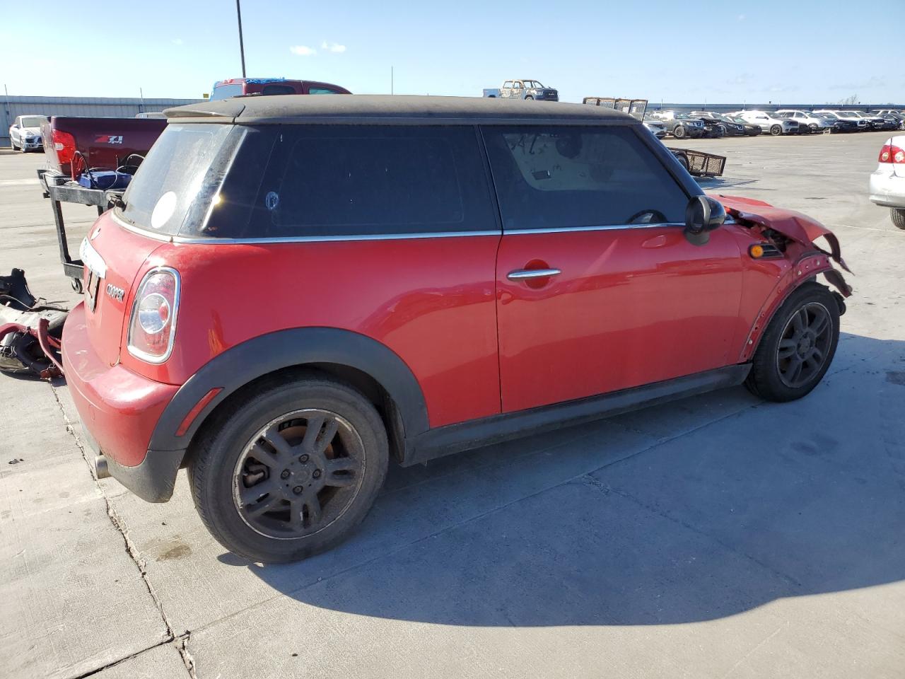Изображение 3 Mini Cooper 2011 с VIN WMWSU3C58BT096643