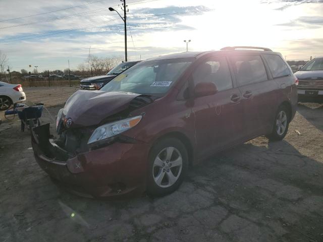 2014 TOYOTA SIENNA LE 2014 image
