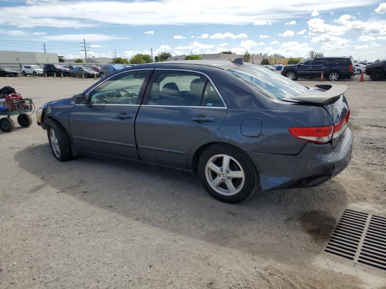 Obraz 2 z 2003 HONDA ACCORD EX 2003 z VIN 1HGCM56613A135840