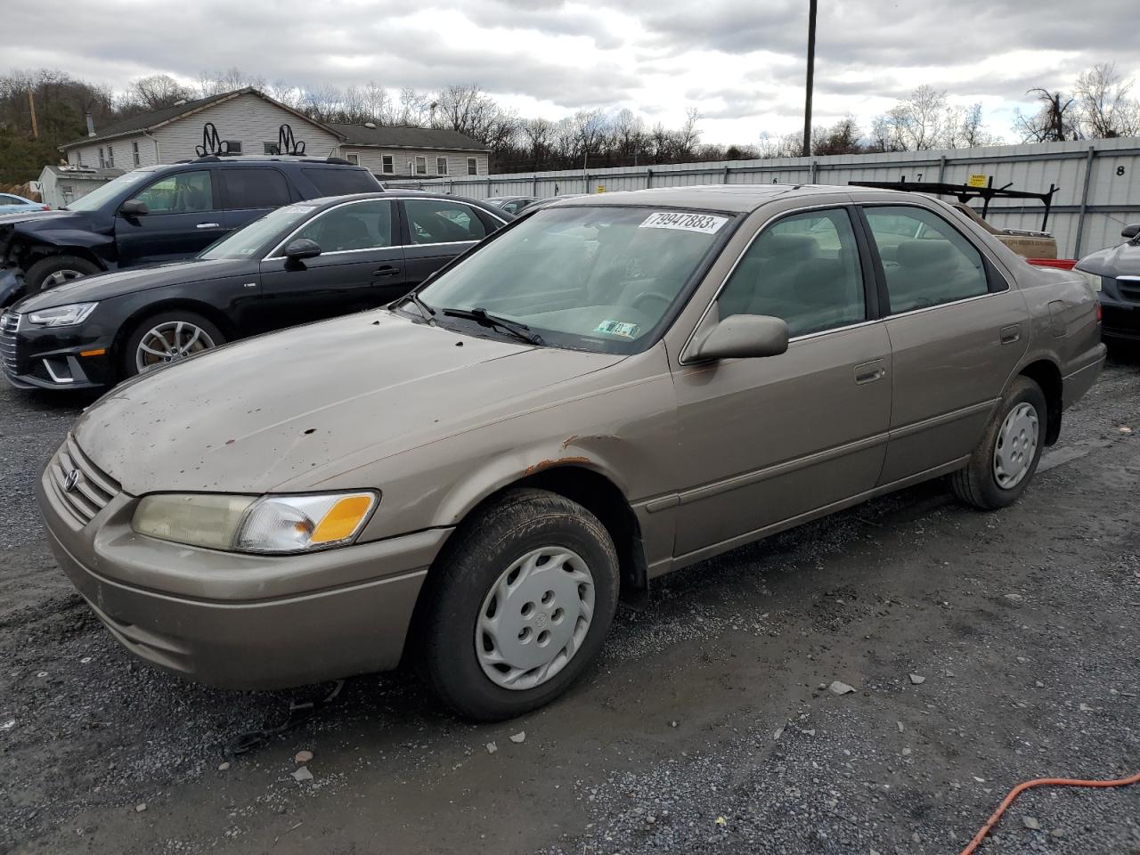Image 1 of 1999 TOYOTA CAMRY CE 1999 with VIN 4T1BG22K8XU536238