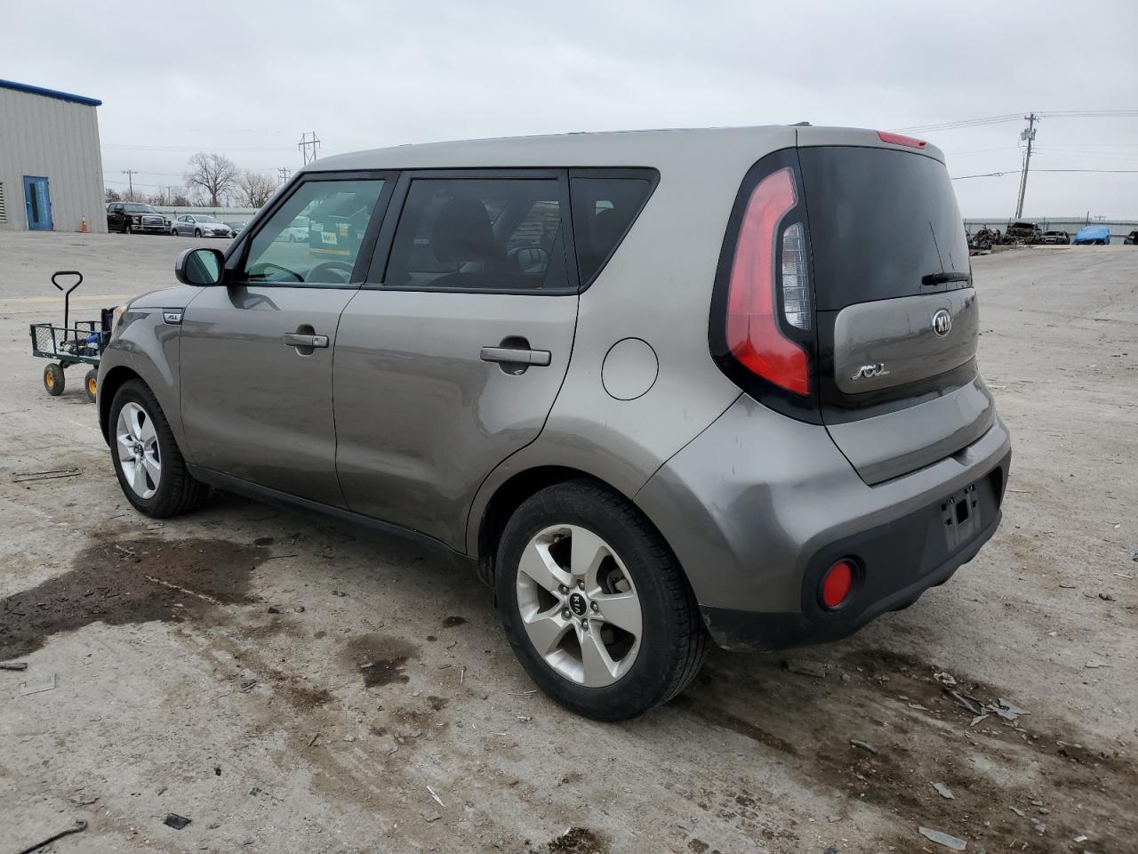 Image 2 of 2018 KIA SOUL  2018 with VIN KNDJN2A25J7602077