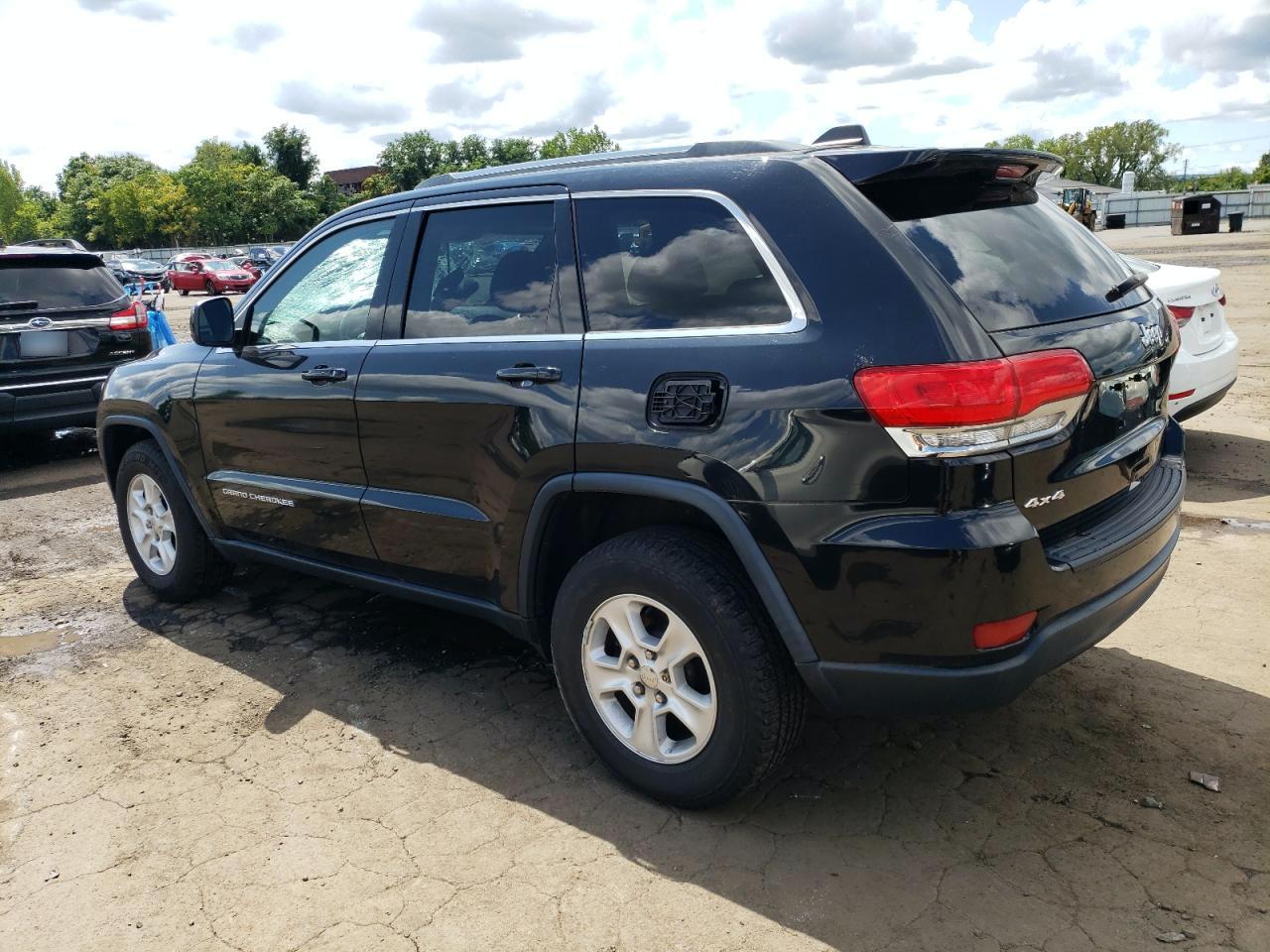 Image 2 of 2015 JEEP GRAND CHEROKEE LAREDO 2015 with VIN 1C4RJFAGXFC955463