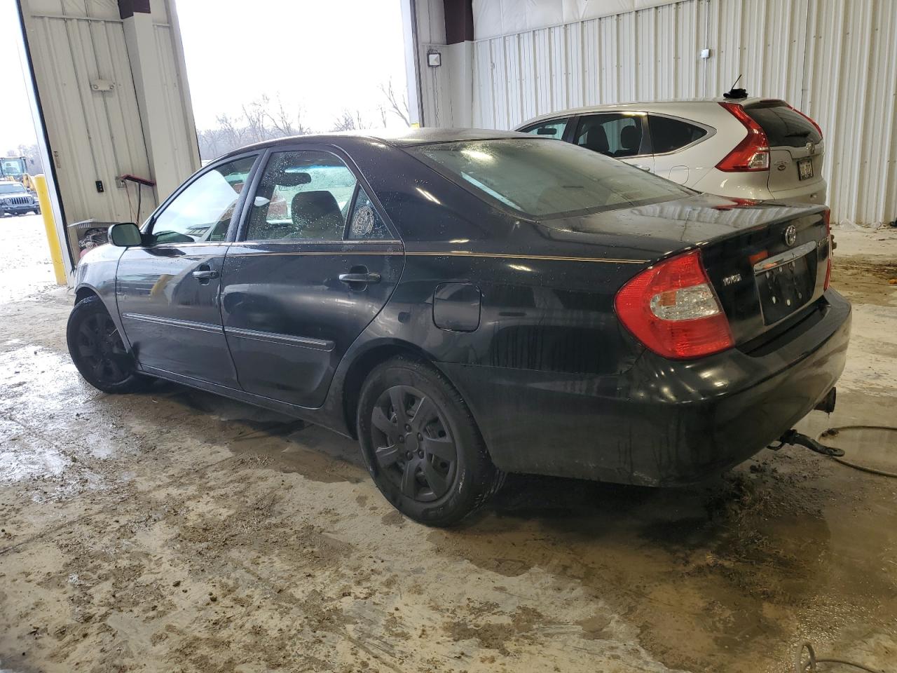 Image 2 of 2003 TOYOTA CAMRY LE 2003 with VIN 4T1BE32K43U135579