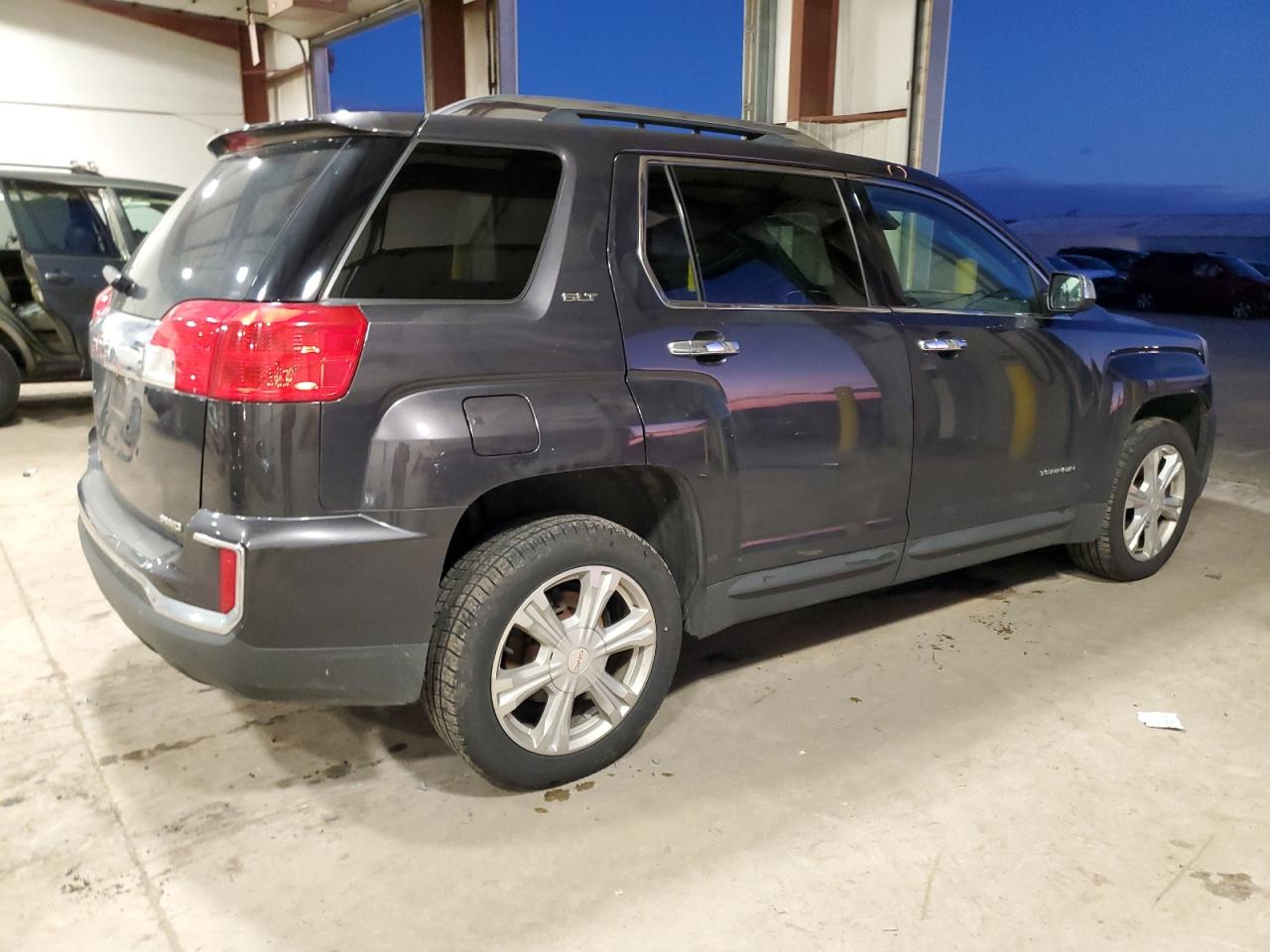 Obraz 3 z 2016 GMC TERRAIN SLT 2016 z VIN 2GKFLUEK1G6190030