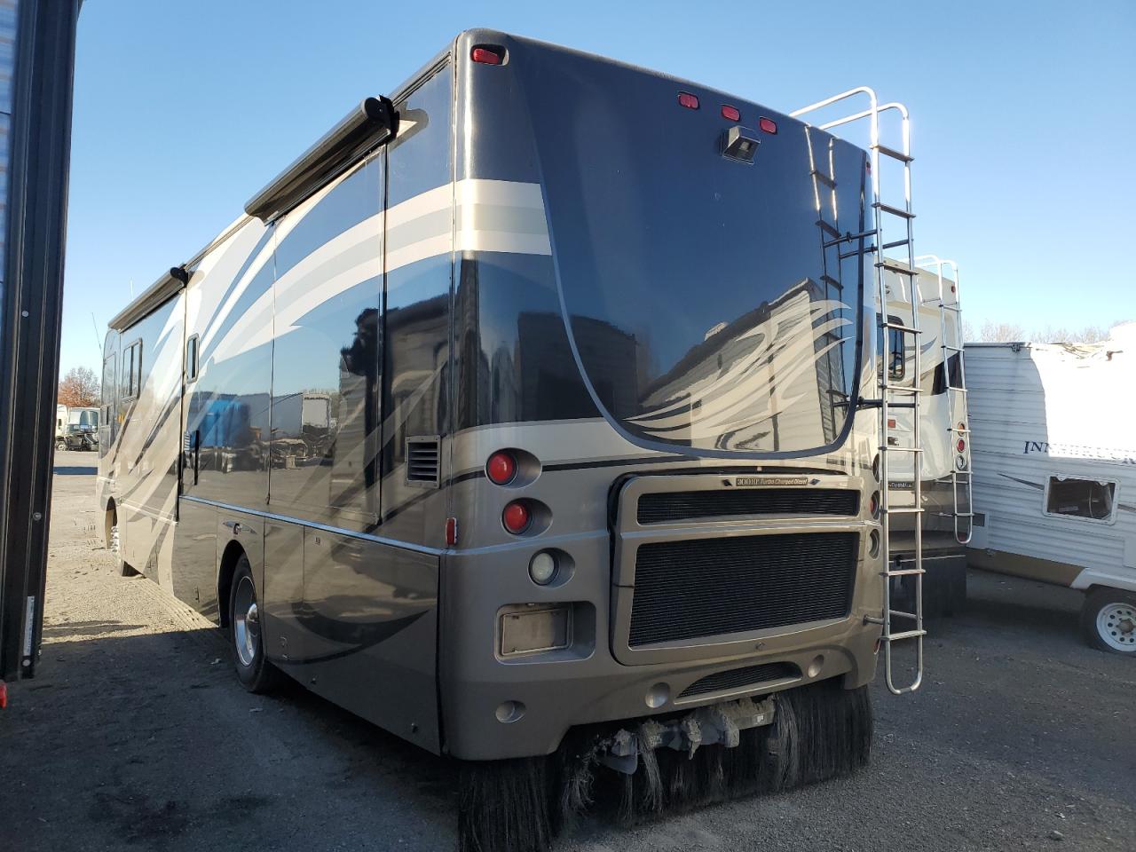 Изображение 3 2007 FREIGHTLINER CHASSIS X LINE MOTOR HOME 2007 с VIN 4UZAAJBV87CZ38378