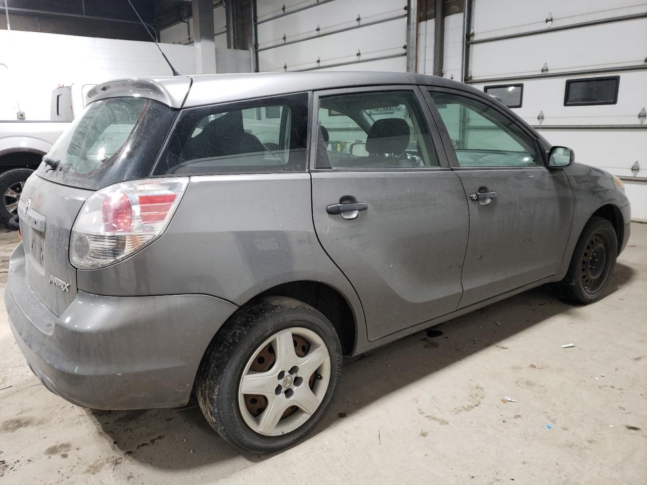 Изображение 3 2006 TOYOTA COROLLA MATRIX BASE 2006 с VIN 2T1LR30E06C561555