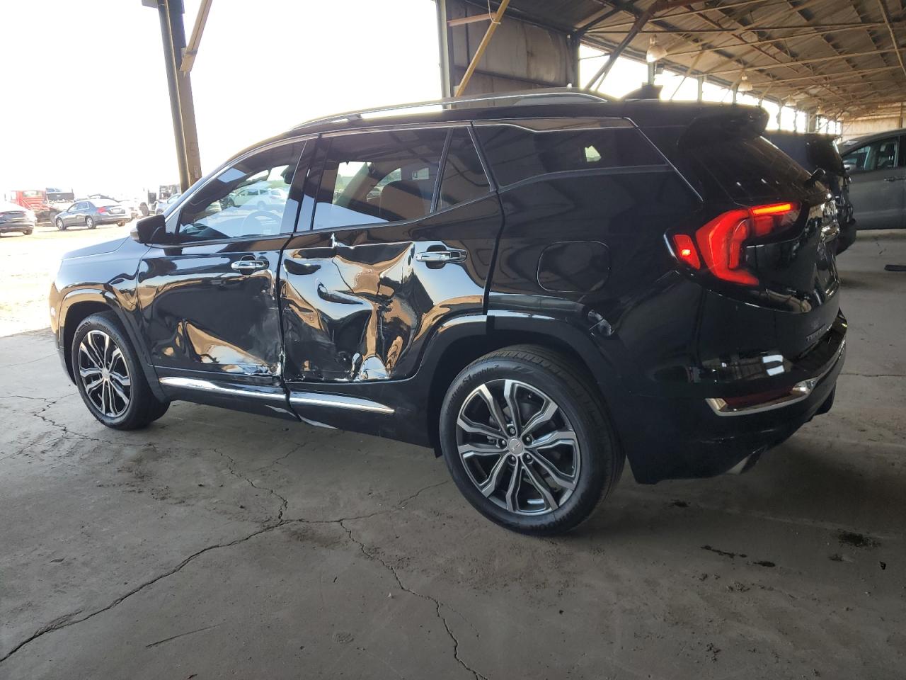 Image 2 of 2020 GMC TERRAIN DENALI 2020 with VIN 3GKALSEX4LL133109