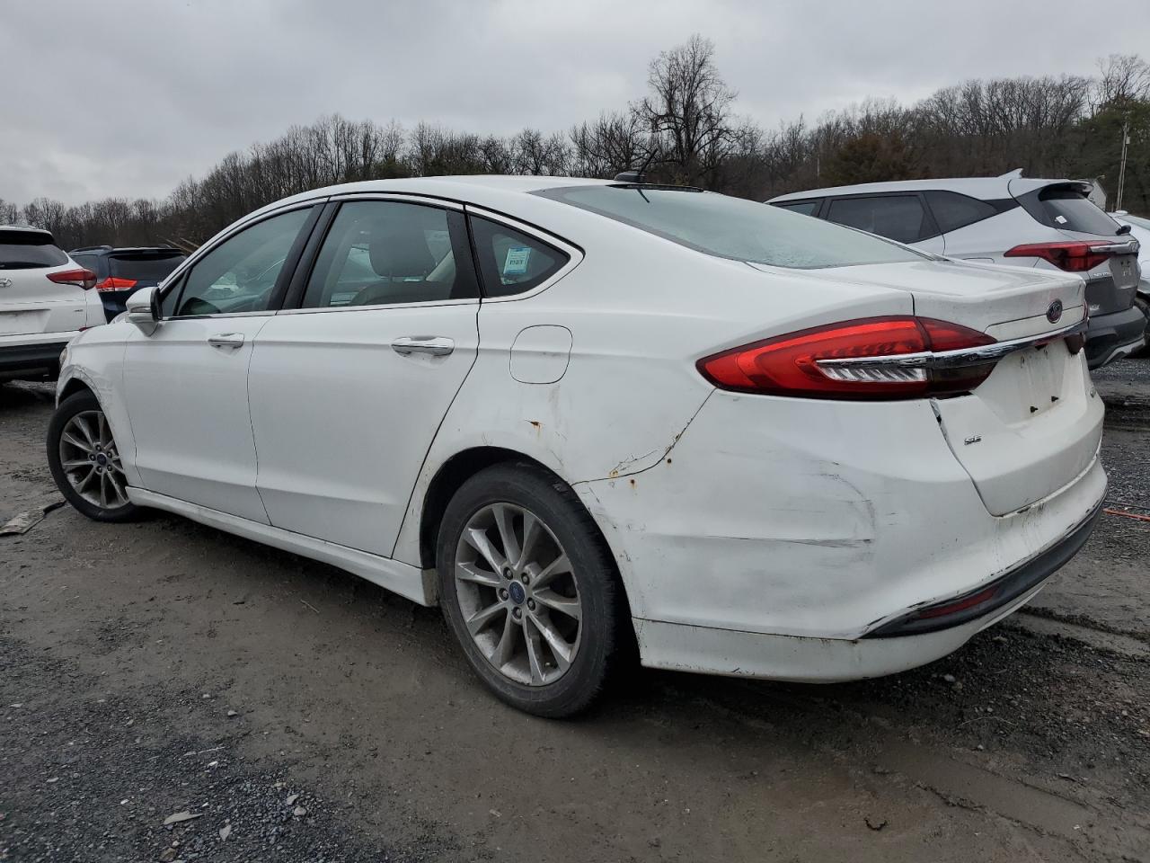 Image 2 of 2017 FORD FUSION SE 2017 with VIN 3FA6P0HD3HR132314