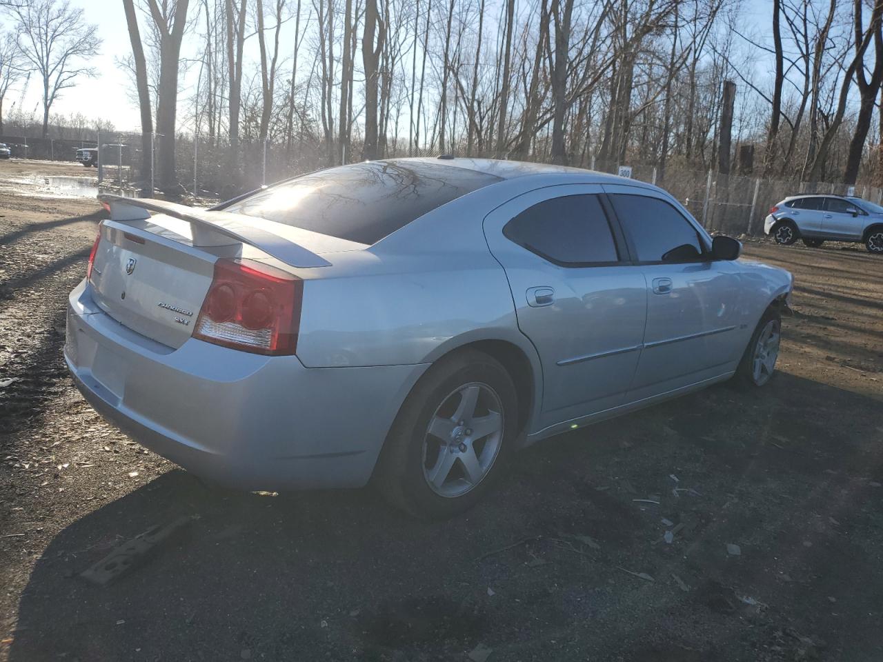 Image 3 of 2010 DODGE CHARGER SXT 2010 with VIN 2B3CA3CV5AH147433