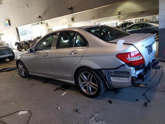 Obraz 2 z 2013 MERCEDES-BENZ C 300 4MATIC 2013 z VIN WDDGF8AB0DR288640