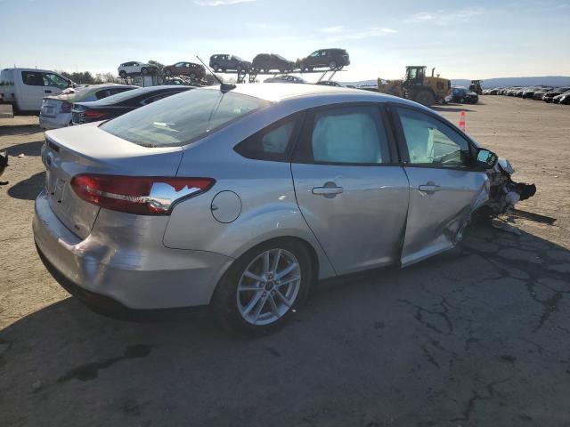 Image 3 of 2015 FORD FOCUS SE 2015 with VIN 1FADP3F23FL259005