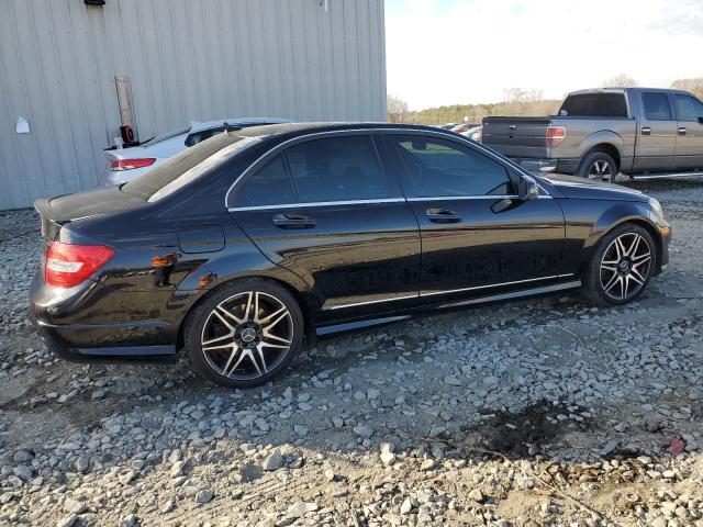 Image 3 of 2014 MERCEDES-BENZ C 250 2014 with VIN WDDGF4HBXEG233012