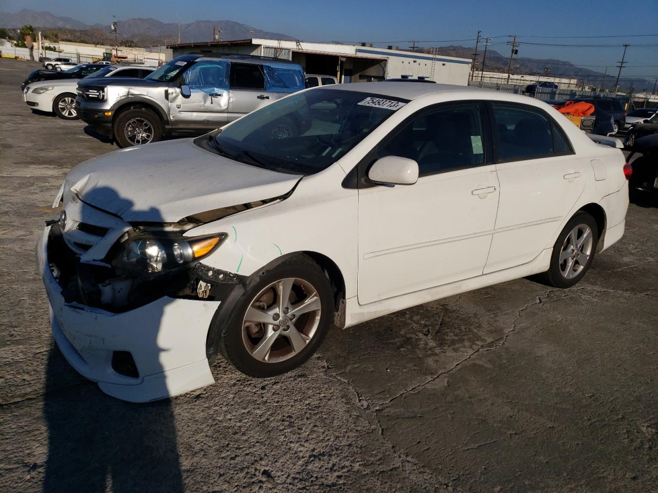 Изображение 1 2013 TOYOTA COROLLA BASE 2013 с VIN 5YFBU4EE0DP092425
