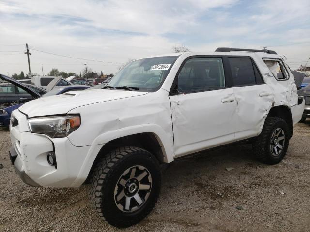 Image 1 of 2019 TOYOTA 4RUNNER SR5 2019 with VIN JTEBU5JR0K5691894