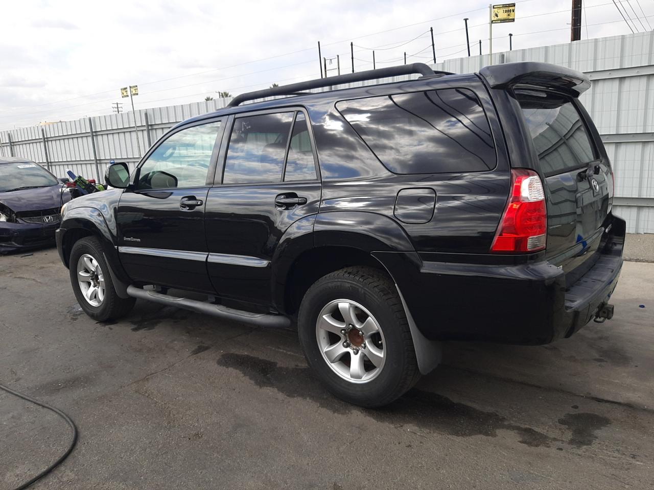 Image 2 of 2007 TOYOTA 4RUNNER SR5 2007 with VIN JTEZU14R278083173