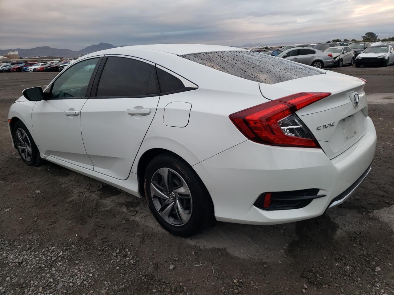 Obraz 2 z 2019 HONDA CIVIC LX 2019 z VIN 2HGFC2F64KH540430