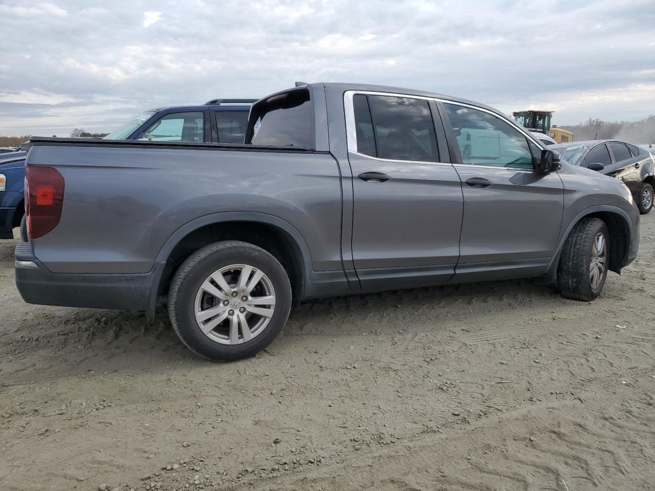 Image 3 of 2017 HONDA RIDGELINE RT 2017 with VIN 5FPYK2F24HB007359