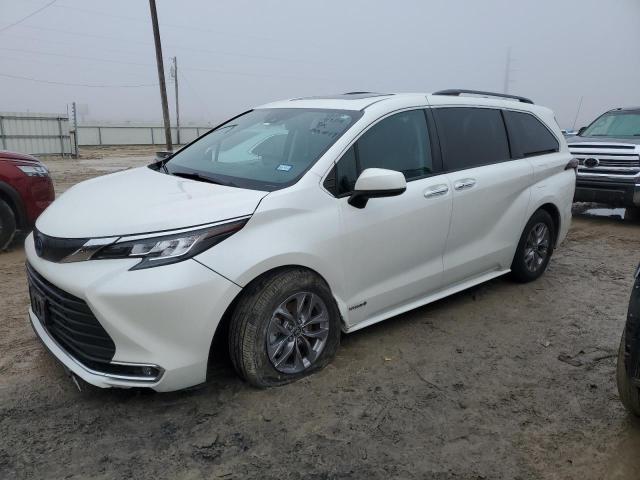 Obraz 1 z 2021 TOYOTA SIENNA XLE 2021 z VIN 5TDYRKEC4MS045646