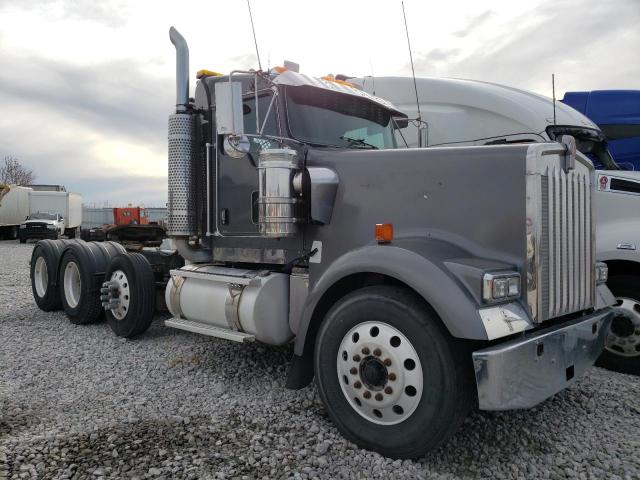 Image 1 of 2005 KENWORTH CONSTRUCTION W900 2005 with VIN 1XKWPBEX15J104834