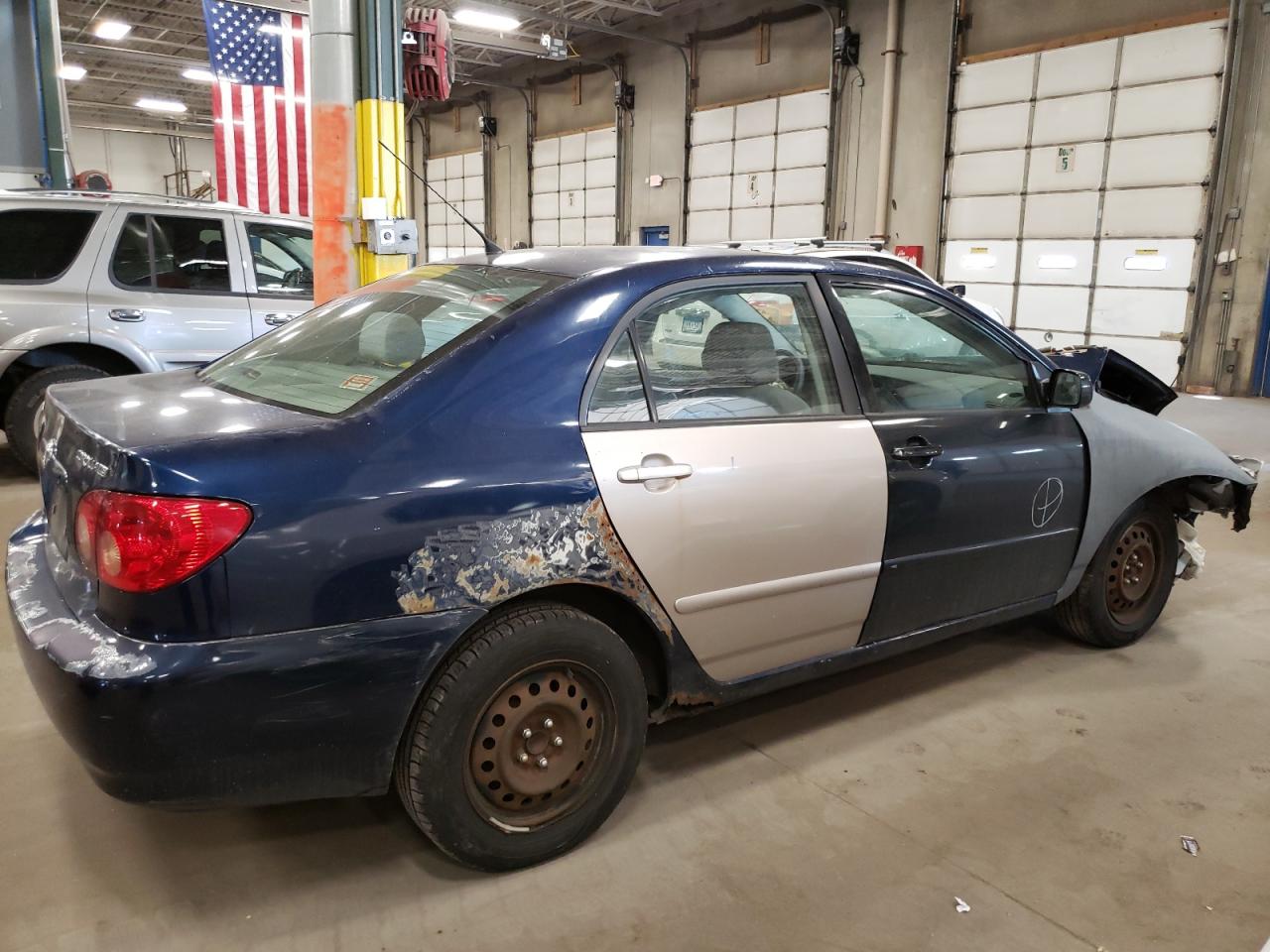 Image 3 of 2005 TOYOTA COROLLA CE 2005 with VIN 1NXBR32E65Z385777