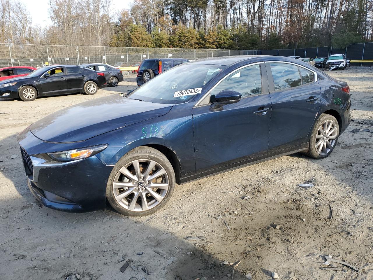 Изображение 1 2021 MAZDA 3 SELECT 2021 с VIN JM1BPABLXM1338071