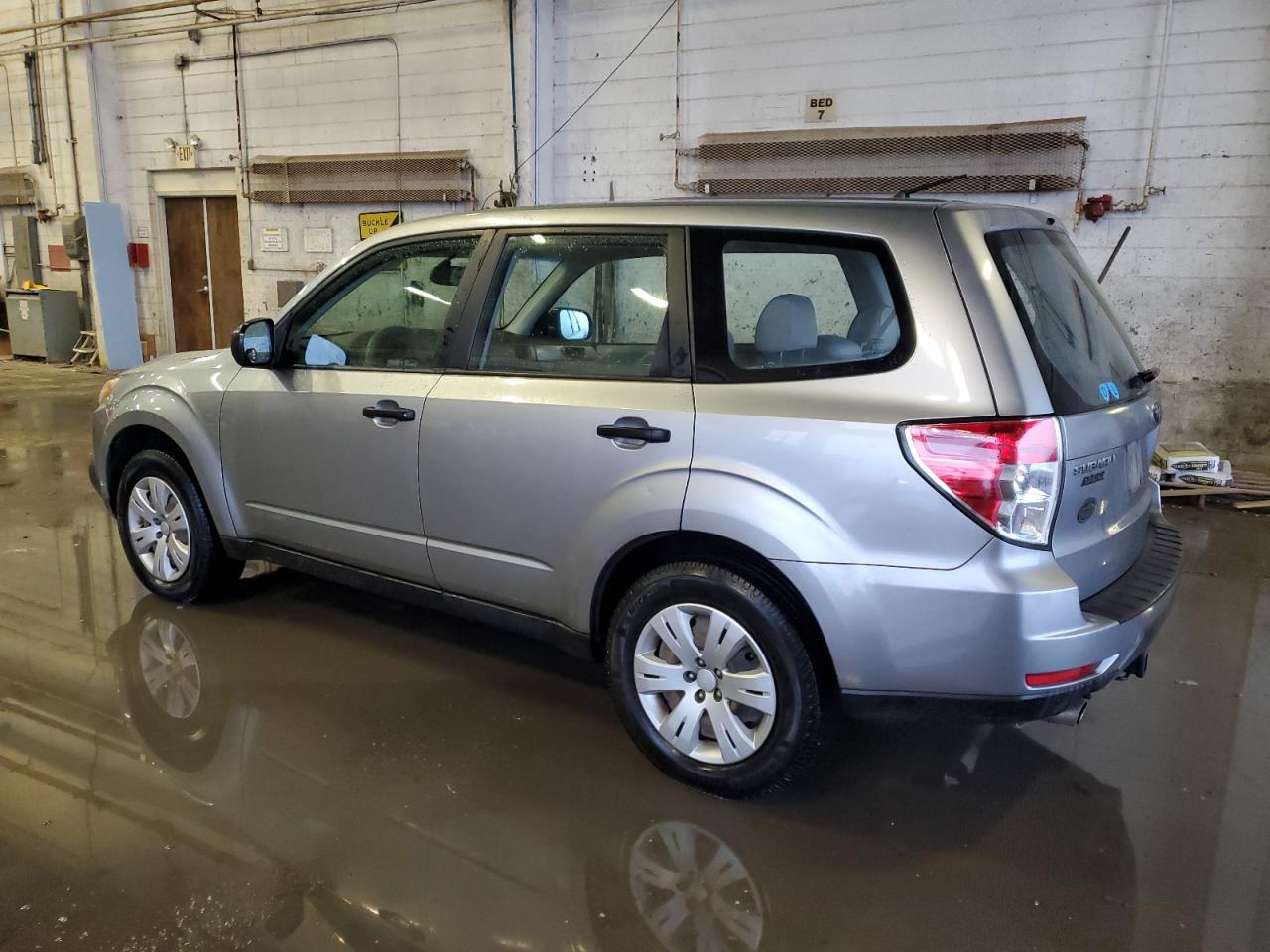 Obraz 2 z 2009 SUBARU FORESTER 2.5X 2009 z VIN JF2SH61619H700925