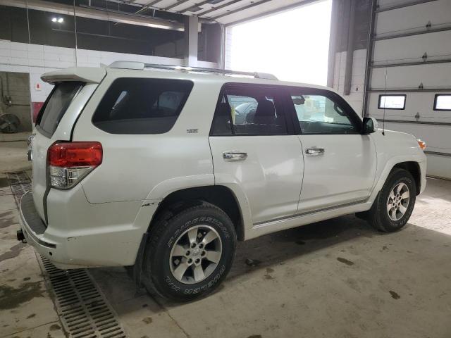 Изображение 3 2013 TOYOTA 4RUNNER SR5 2013 с VIN JTEBU5JR3D5142192