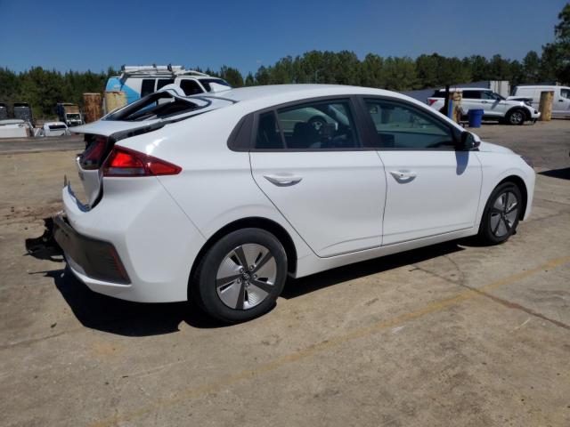 Image 3 of 2021 HYUNDAI IONIQ BLUE 2021 with VIN KMHC65LC5MU246860