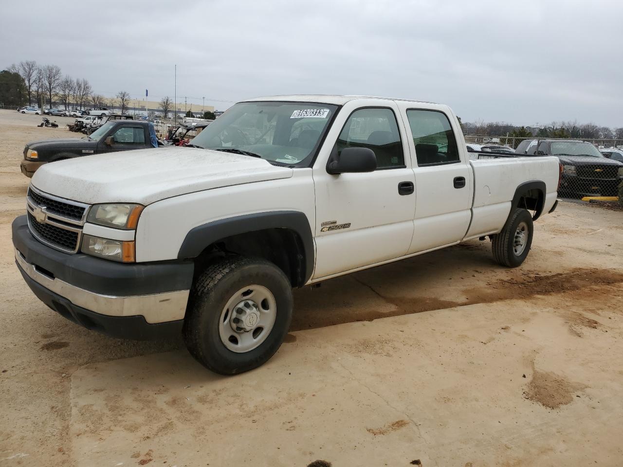 Image 1 of 2006 CHEVROLET SILVERADO C2500 HEAVY DUTY 2006 with VIN 1GCHC23D66F244634