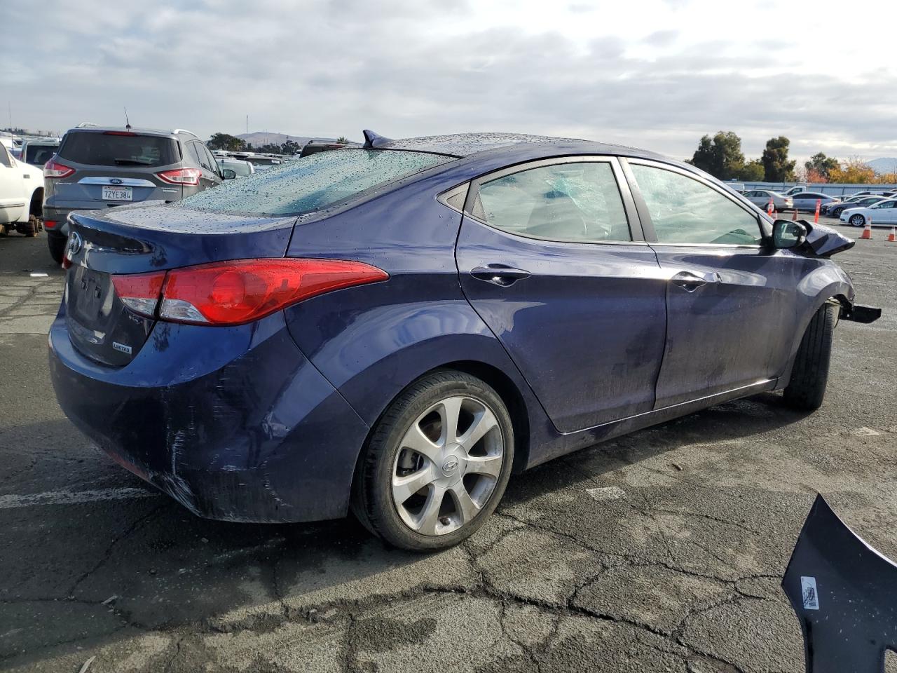 Image 3 of 2013 HYUNDAI ELANTRA GLS 2013 with VIN 5NPDH4AE2DH450057