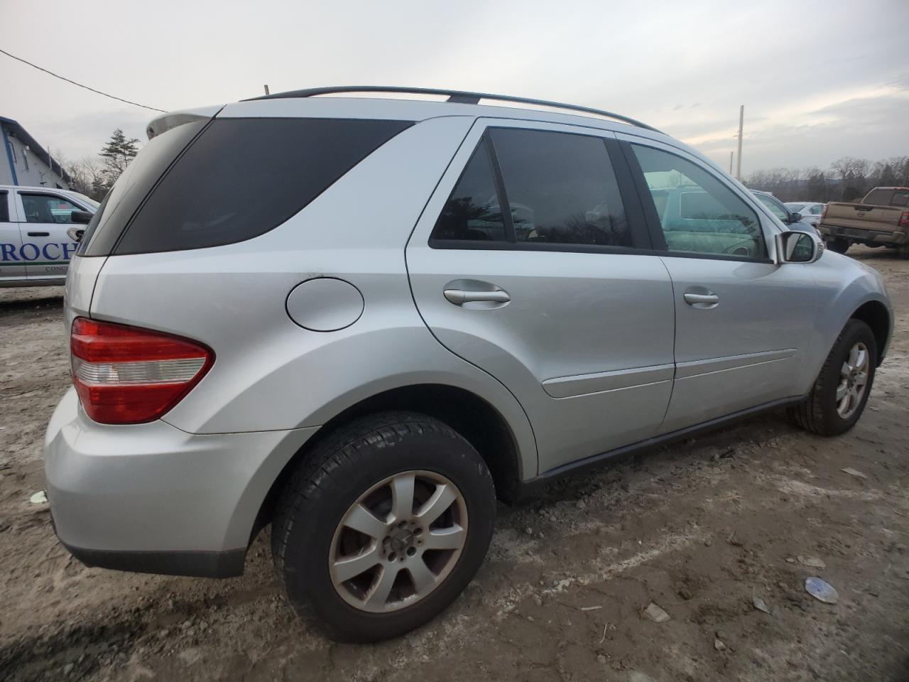 Obraz 3 z 2006 MERCEDES-BENZ ML 350 2006 z VIN 4JGBB86EX6A102165