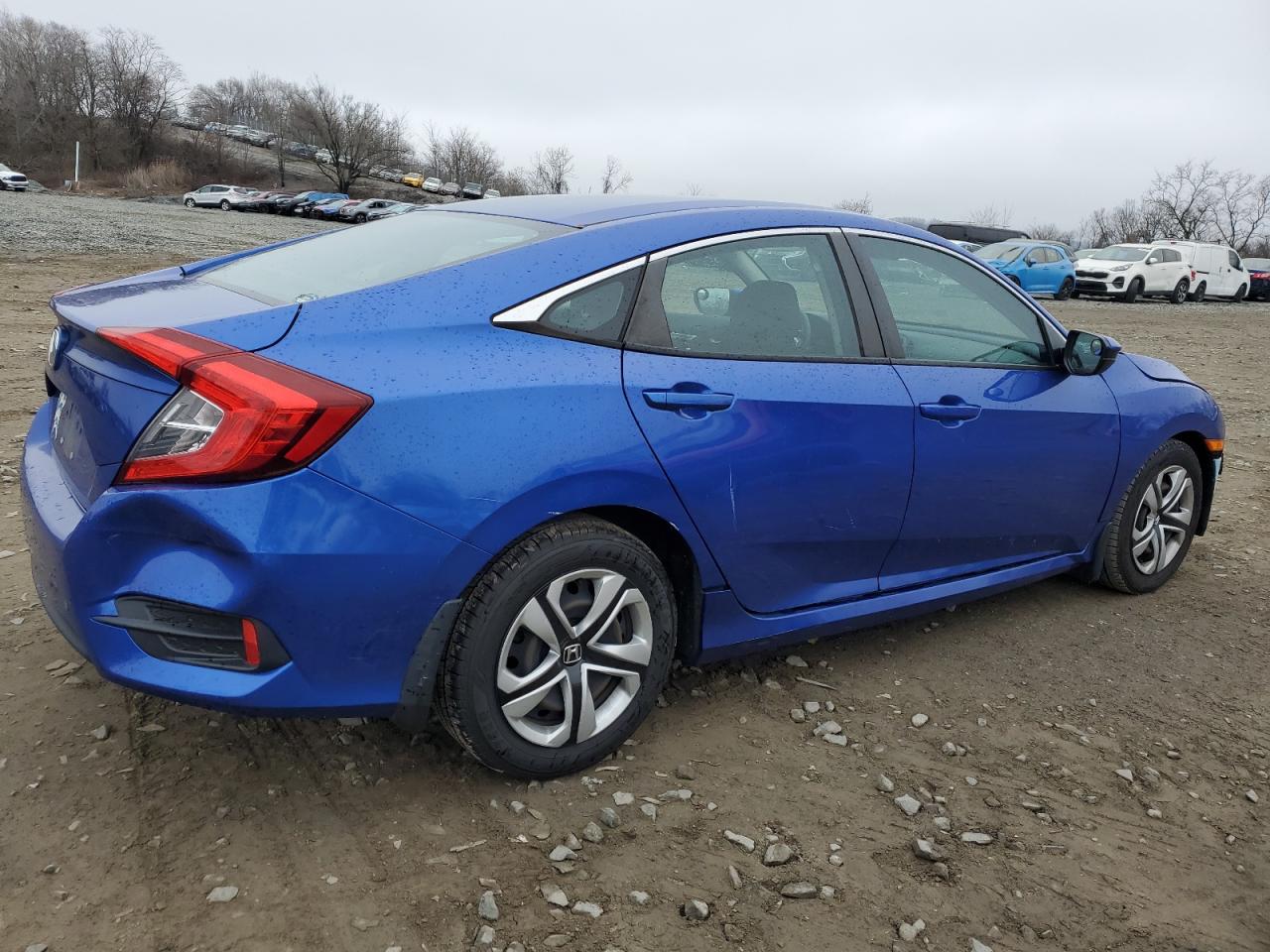 Obraz 3 z 2017 HONDA CIVIC LX 2017 z VIN 2HGFC2F66HH506921